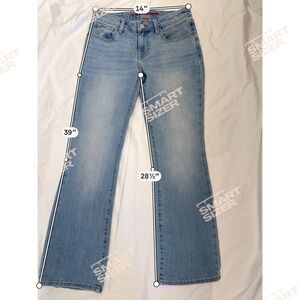 Lucky Brand Light Wash Bootcut Jeans Size 6 / 28 Denim